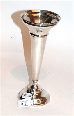 Lot 312 - A silver vase, probably Deakin & Francis, Birmingham 1919, base filled, 25.5cm high