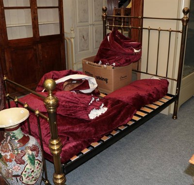 Lot 1233 - ^ A reproduction Victorian style brass 4ft 6'' bedstead