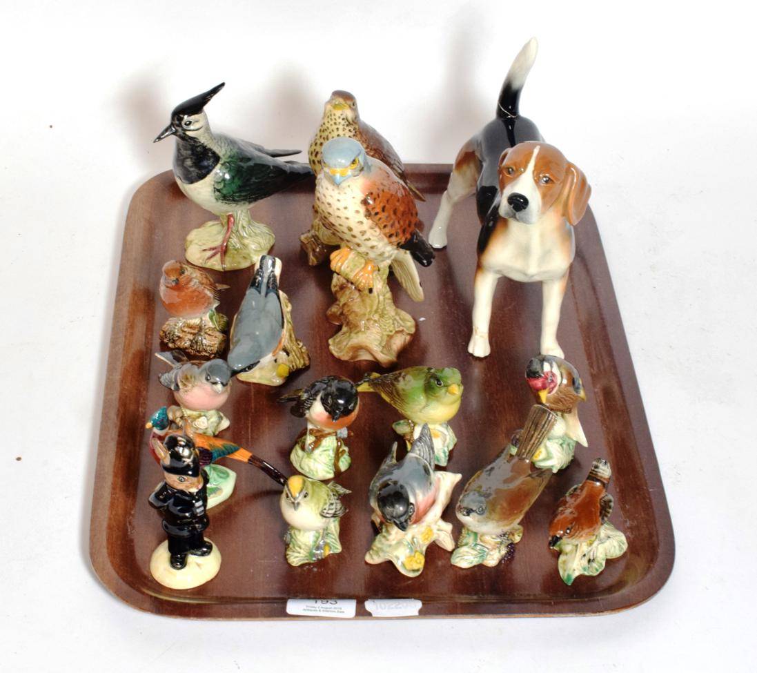 Lot 193 - Beswick birds including ''Lapwing'' 2416, ''Kestral'' 2316, ''Goldfinch'' 2273 and...