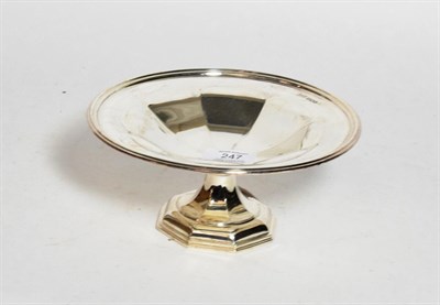 Lot 247 - A George V silver bowl, by Walker and Hall, Sheffield 1921, the bowl circular and on octagonal...