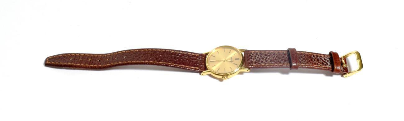 Lot 306 - A Seiko 9 carat lady's wristwatch