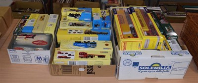 Lot 1057 - Collection of assorted die cast commercial vehicles, original boxes