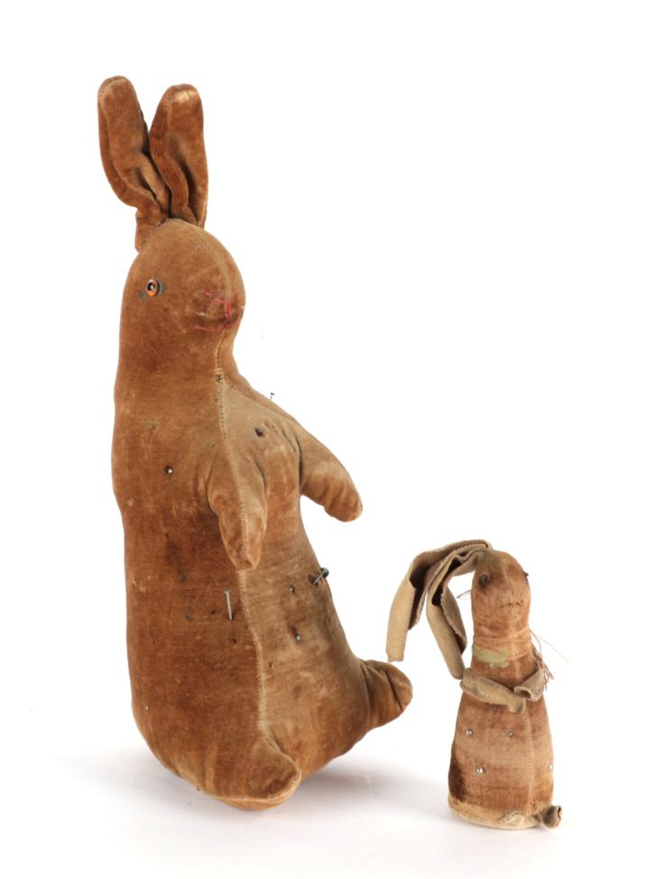 Lot 2013 - Early 20th Century Steiff Peter Rabbit, in brown velvet with glass eyes, lacking button to ear,...