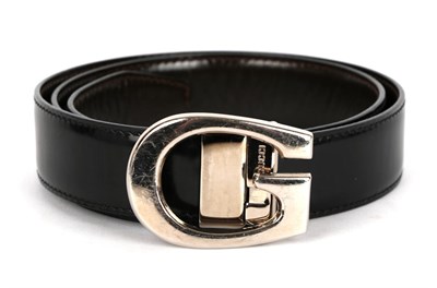 Lot 2252 - Gucci Black Patent Leather Belt, with silver coloured G buckle (marked size '80.32', total...