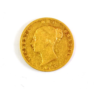 Lot 147 - Victoria (1837-1901), Half Sovereign, first young head left, 1845, rev. crowned shield,...