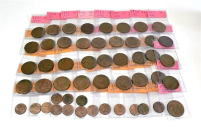 Lot 186 - Bronze Pennies (63), Victoria 1895-1901, Edward VII 1902-1910, George V 1911-1912, 1912H (2),...