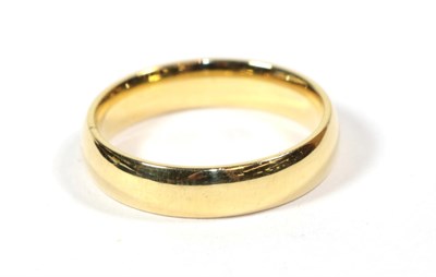 Lot 116 - An 18 carat gold band ring, finger size V