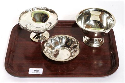 Lot 168 - Three silver bowls, one by Deakin and Francis, Birmingham, 1922, one Birmingham, 1928 and by Cooper