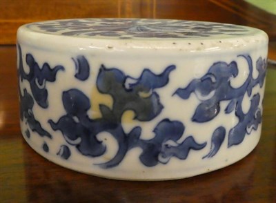 Lot 388 - An early 20th century Chinese blue and white ginger jar and cover bearing underglazed four...