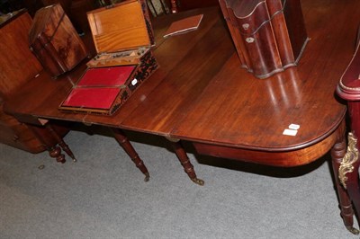 Lot 1507 - A George III mahogany extending dining table