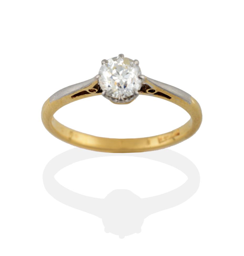 Lot 2007 - An Early 20th Century Diamond Solitaire Ring, the old cut diamond in a white claw setting, to...