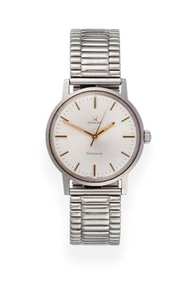 Lot 2208 - A Stainless Steel Centre Seconds Wristwatch, signed Omega, Geneve, 1970, (calibre 601) lever...