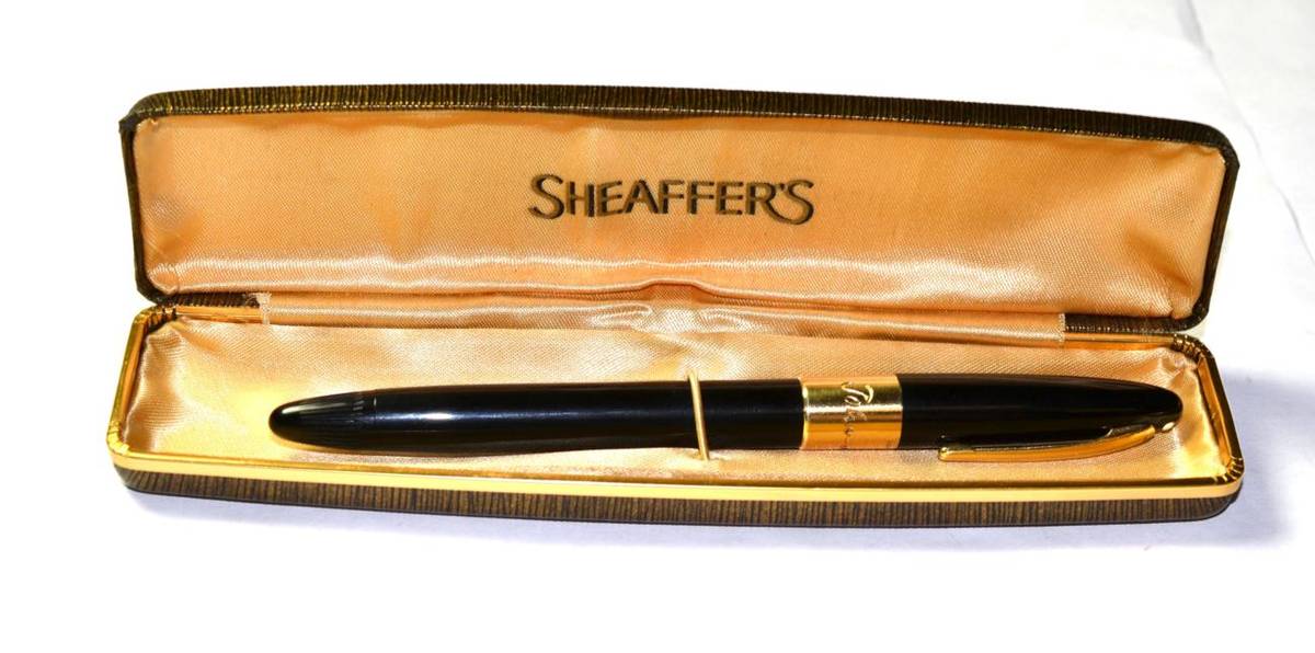 Lot 207 - An Australian Sheaffer's Snorkel fountain pen, with 14 carat gold knib, in original case with...