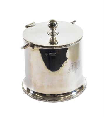 Lot 72 - An Edward VII Silver Biscuit-Barrel, by Horace Woodward and Co. Ltd., London, 1909, cylindrical and