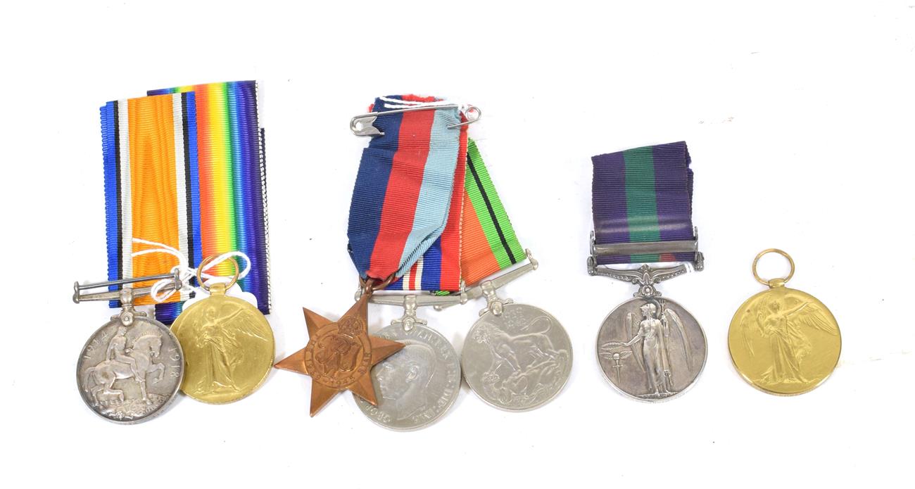 Lot 6 - A First World War Pair, to 13996 PTE.E.PEARSON.M.G.C., comprising British War Medal and Victory...