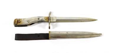 Lot 299 - A German Demag Crank Handle Bayonet/Trench Knife, the 15cm double edge steel blade stamped...