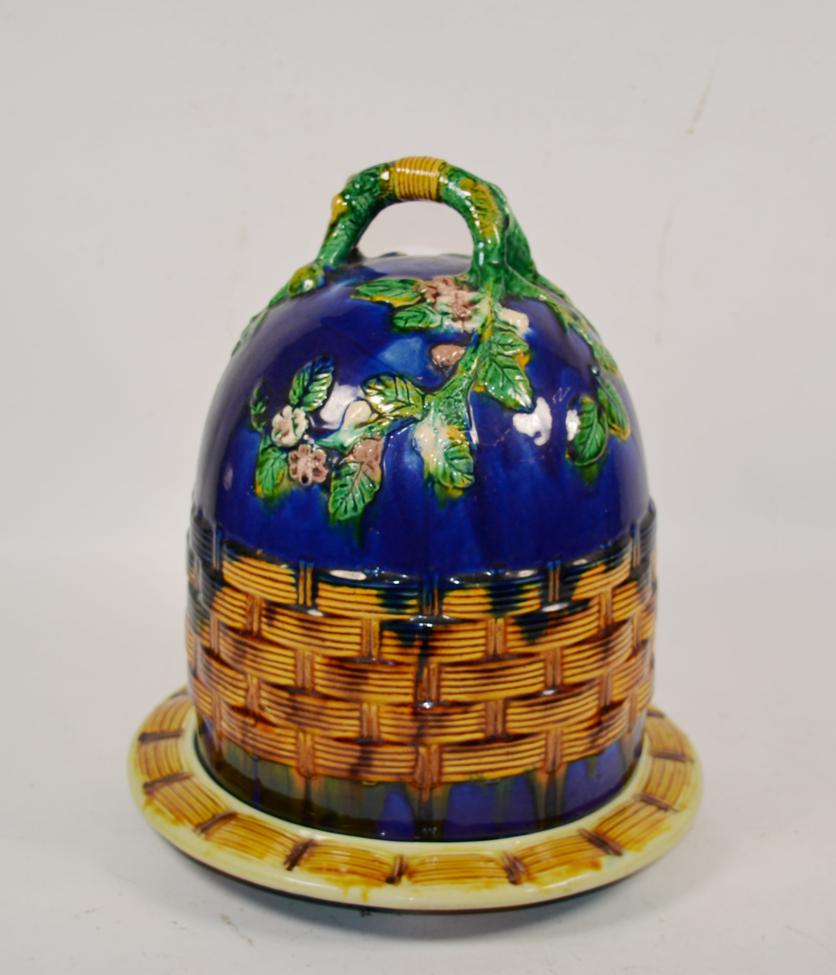 Lot 219 - A Majolica beehive cheese dome