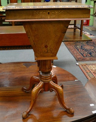 Lot 1322 - Victorian walnut chess-top work table