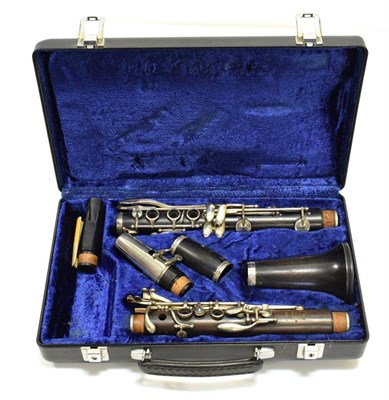 Lot 19 - Clarinet Boosey & Hawkes Emperor no.428957 on both joints, most likely has replacement barrel, with