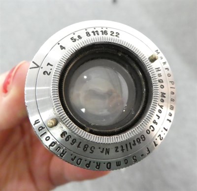 Lot 140 - Hugo Meyer & Co. Gorlitz Makro Plasmat f2.8 50mm Lens no.581699, in leather case