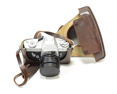 Lot 147 - Leicaflex Camera no.1115901, with Leitz Wetzlar Summicron f2 50mm lens, in leather case