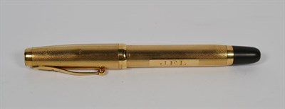 Lot 90 - A gold fountain pen