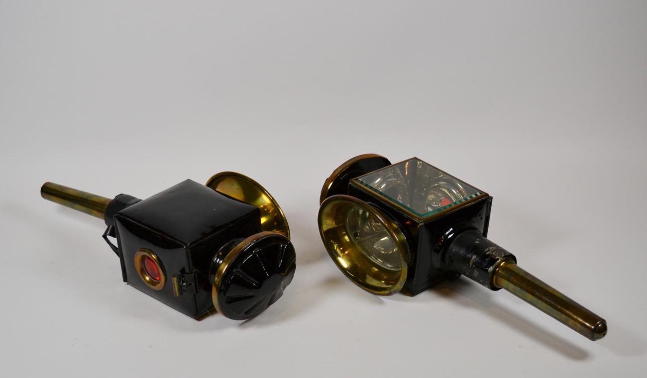 Lot 299 - A pair of late 19th century brass and ebonised carriage lamps (a.f.) (2)