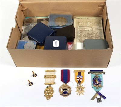 Lot 334 - Assorted commemorative crowns and medallions, banknotes, Masonic jewels and memorabilia etc