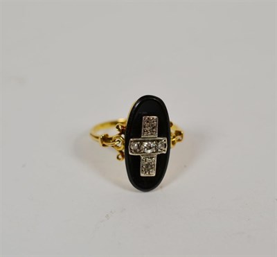 Lot 346 - A diamond and onyx mourning ring, marks rubbed, finger size O1/2