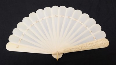 Lot 2052 - A Good Circa 1880's Carved Ivory Brisé Fan, the upper guard deeply carved with a very finely...