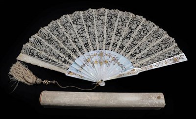 Lot 2126 - A Fine-Quality Large Late 19th Century Brussels Bobbin Lace Fan, with aspects of Ghent...