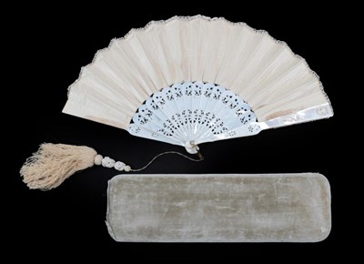 Lot 2132 - A Good Circa 1880's Lace Fan, off-white mixed Brussels appliqué overlaid onto cream silk...