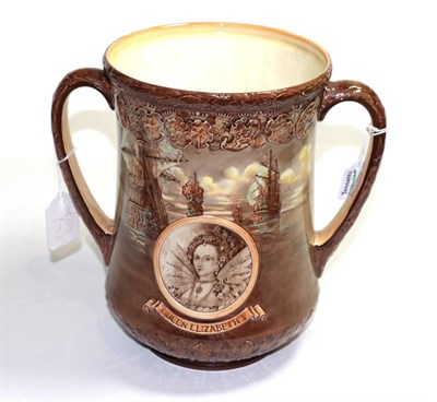 Lot 37 - A Royal Doulton Queen Elizabeth II loving cup 910/1000