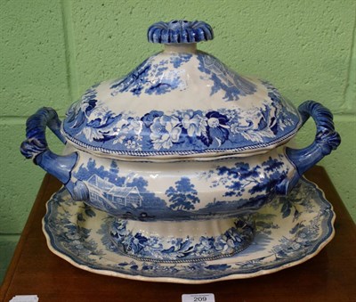 Lot 50 - A blue and white tureen and cover; and a meat plate