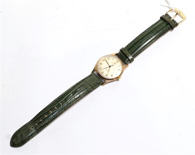 Lot 69 - A 9 carat gold centre seconds wristwatch, signed Cyma, Cymaflex