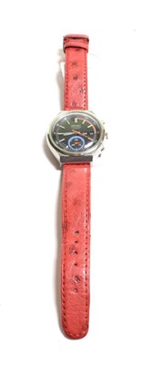 Lot 133 - An automatic day/date chronograph wristwatch, signed Seiko, circa 1975