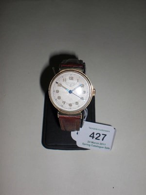 Lot 427 - A 9ct Gold Centre Seconds Wristwatch, signed Longines, 1947, 17-jewel lever movement numbered...