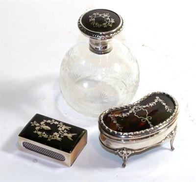 Lot 236 - Tortoiseshell and glass scent bottle, match vesta and ring box (3)