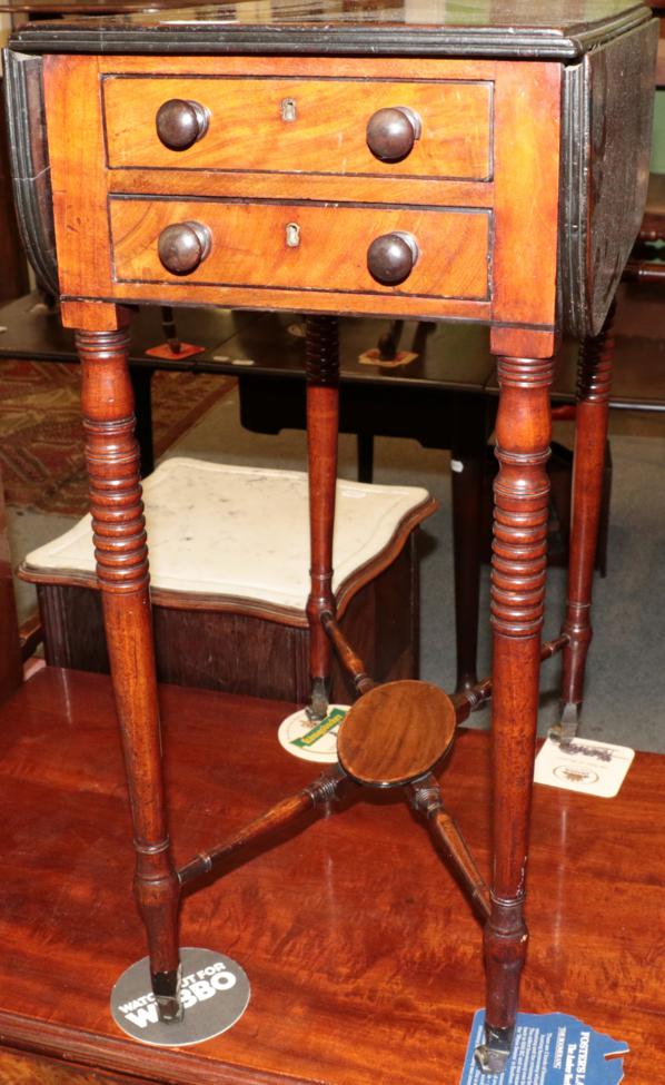 Lot 1171 - Small mahogany work table (drop leaf drawer)