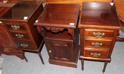 Lot 1174 - Three Edwardian mahogany side cabinets (3)