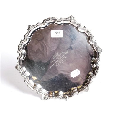 Lot 307 - An Elizabeth II silver salver, by J B Chatterley & Sons Ltd., Birmingham, 1960, shaped circular and