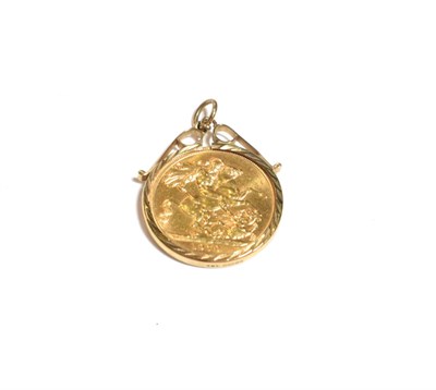 Lot 349 - A sovereign dated 1979 loose mounted as a pendant