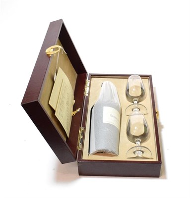 Lot 61 - Gonzalez Byass Millennium sherry in presentation box with two glasses