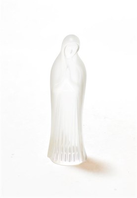 Lot 184 - A Lalique figure of a lady