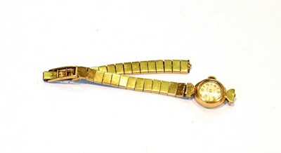 Lot 228 - A lady's 9 carat gold wristwatch, signed Baume