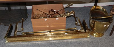 Lot 1183 - A quantity of brass fireside related items