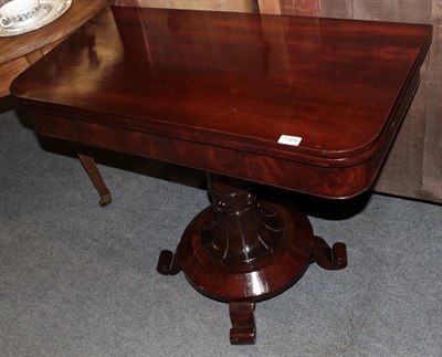 Lot 1309 - An early Victorian mahogany tea table