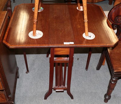 Lot 1339 - An Edwardian mahogany and satinwood banded Sutherland table, 67cm wide