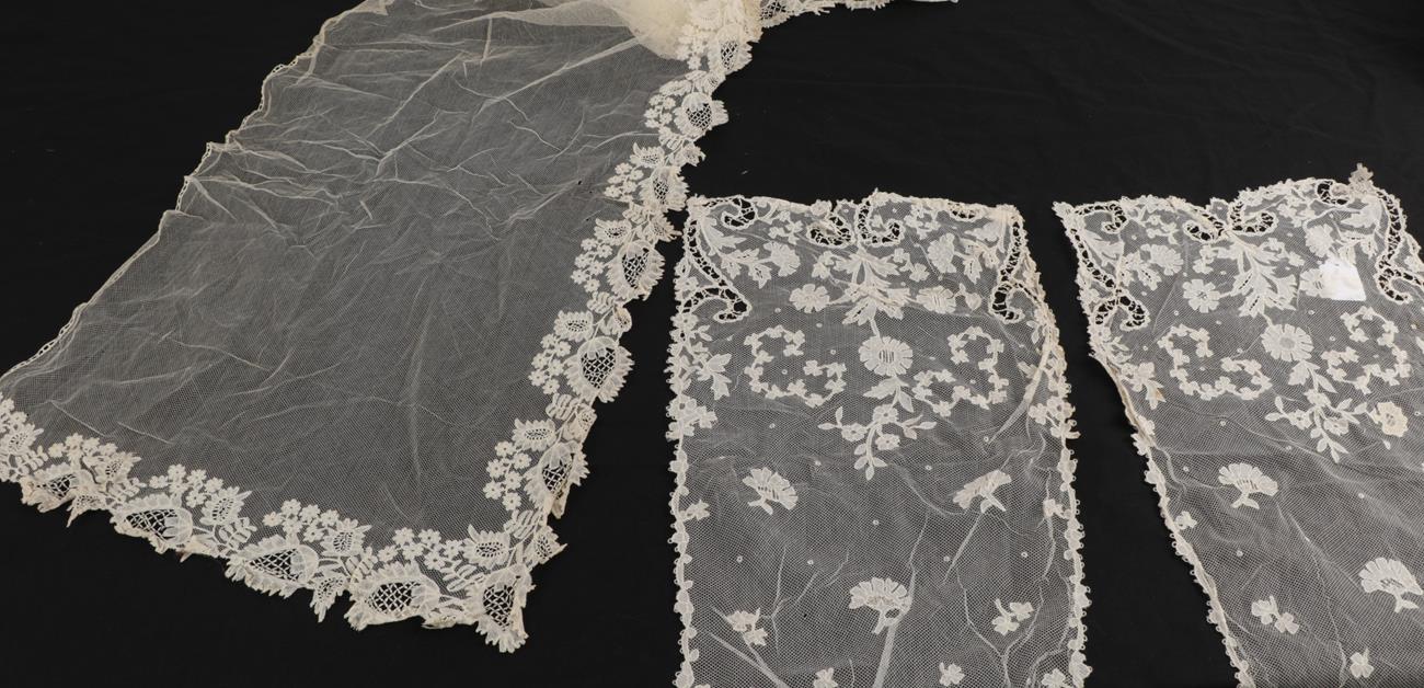 Lot 2082 - Late 19th Century Carrickmacross Lace Stole, with appliquéd flowerheads to a net ground,...