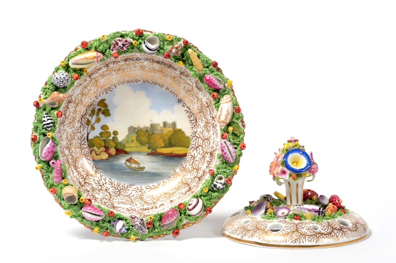 Lot 25 - A Chamberlains Worcester Porcelain Pot Pourri Dish and Cover, circa 1830, painted with a view,...
